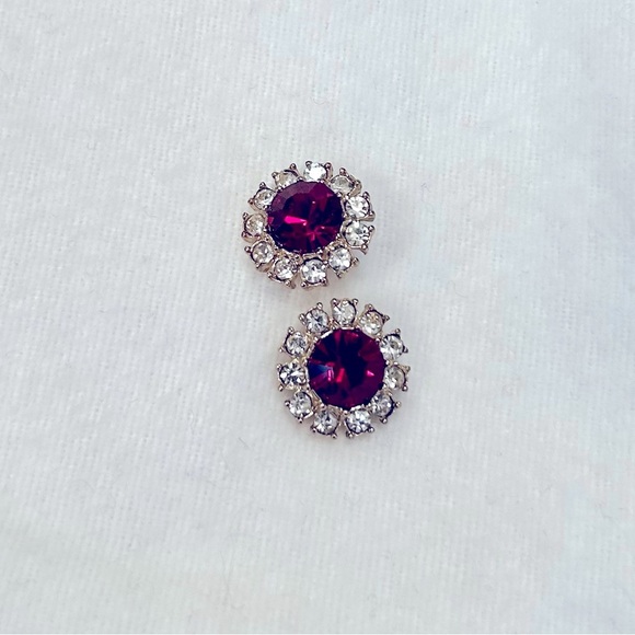 Jewelry - Gold Garnet and diamond Costume Earrings.